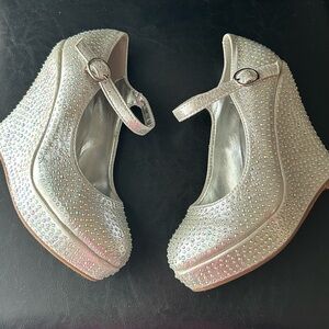 Sparkling bling Silver Wedges